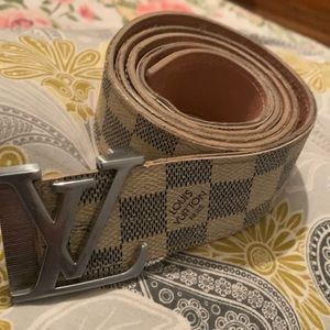 Worn used Louie vuttion belt small